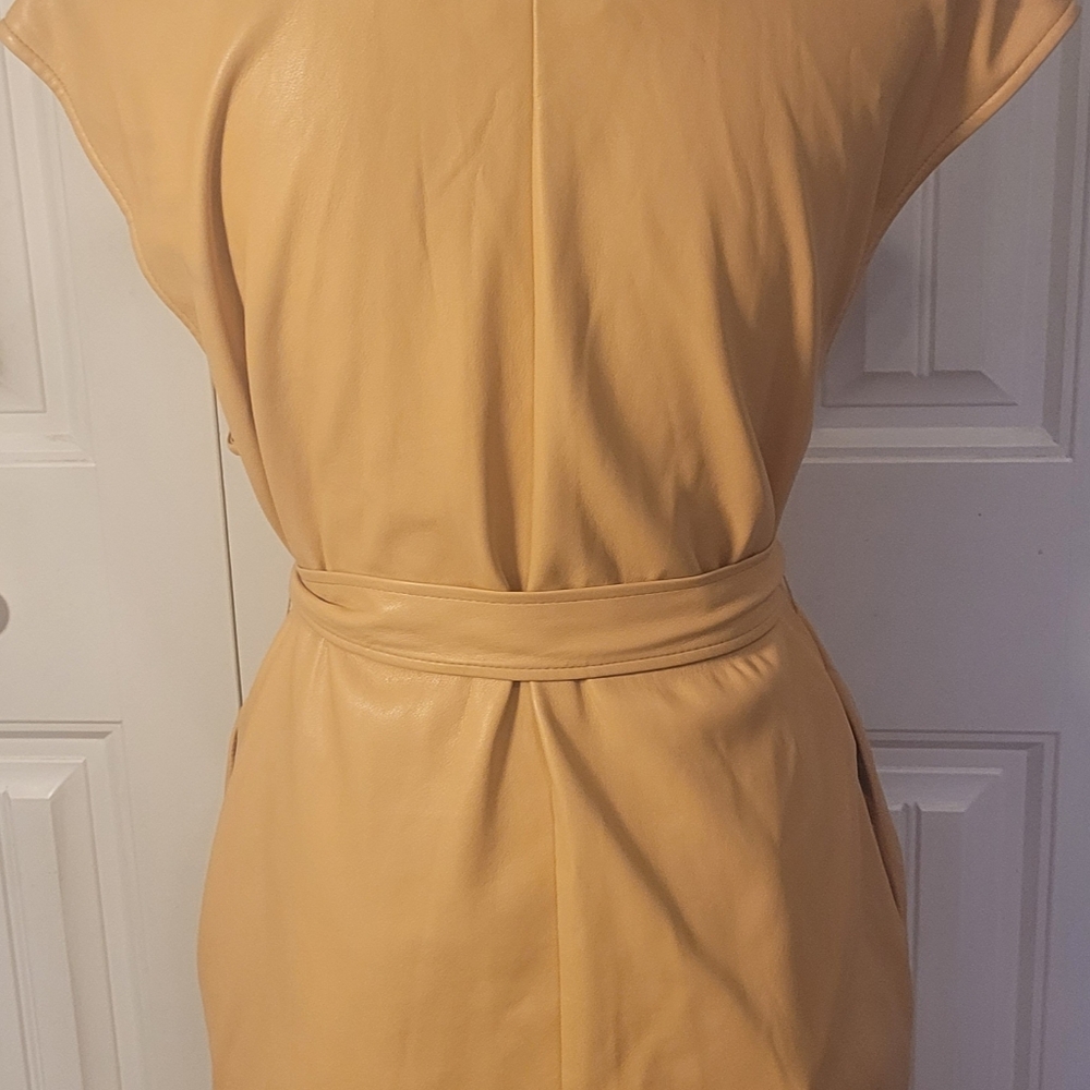 MARC NEW YORK Faux Leather Self-Tie VEST, NWOT, M, Buttery Camel - BEAUTIFUL! - Picture 13 of 13